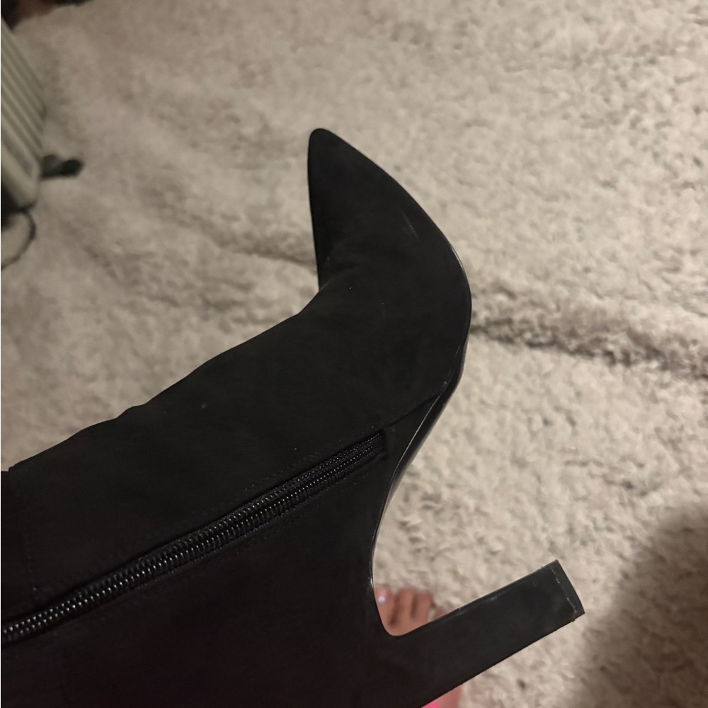 Jennifer Lopez Black Ankle Boots Classic Style - Picture 2 of 6